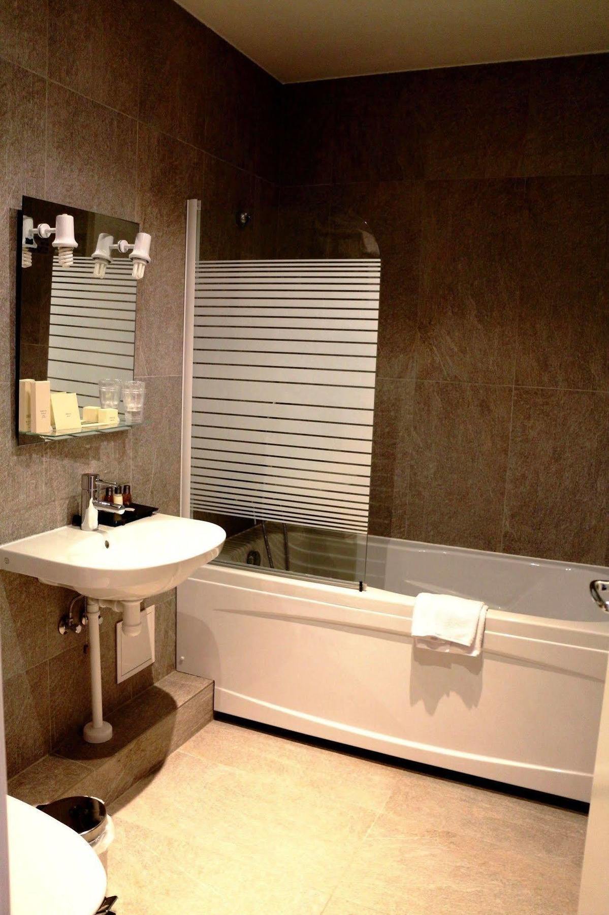 Irin Hotel Antibes Exterior foto